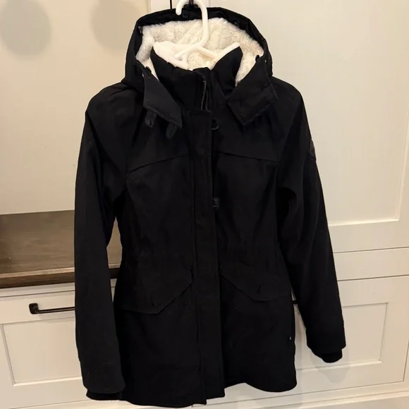 Abercrombie & Fitch Winter Parka - Picture 9 of 10